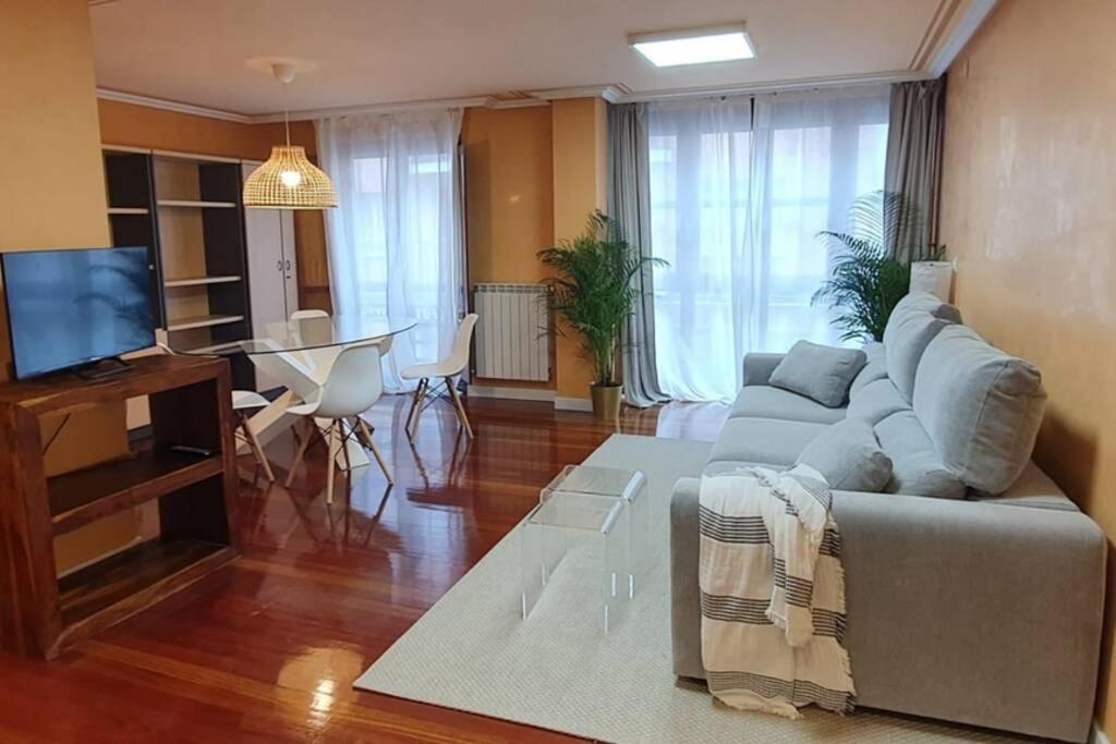 Centrico Apto Cangas De Onis, Cerca Puente Romano Apartment Exterior foto