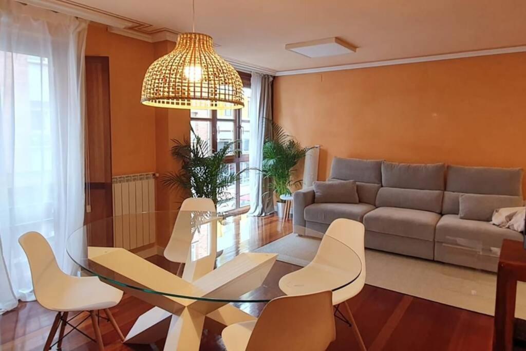 Centrico Apto Cangas De Onis, Cerca Puente Romano Apartment Exterior foto